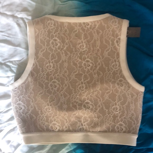The girl code white lace crop top - NWT - 8 - Picture 3 of 4
